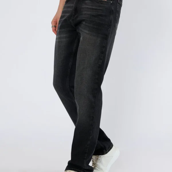 Liv - Straight Fit Jeans - Carbon Black