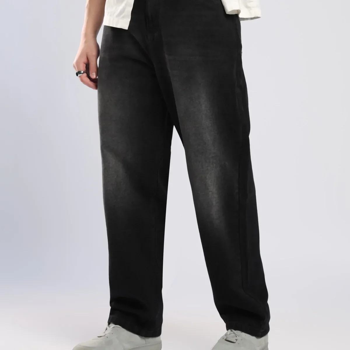 Vanta - Relaxed Fit Jeans - Black Shade, photo 4 of 4