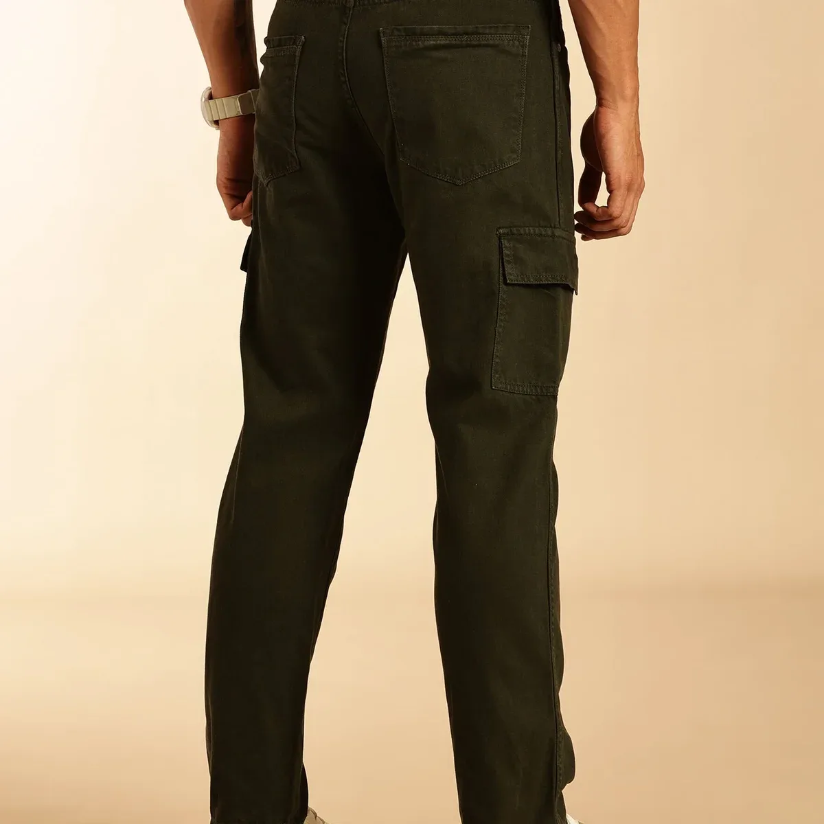 Men Dark Green Loose Fit Mid-Rise Non Stretchable Cargo Jeans, photo 2 of 4