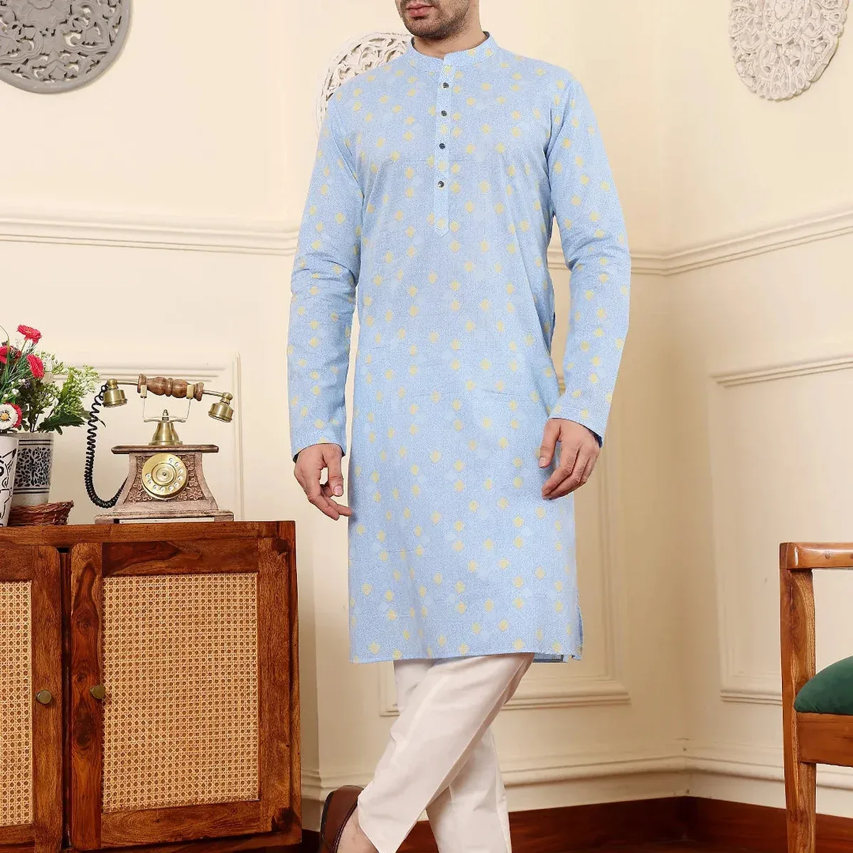 Men's Long Sleeve Mandarin Collar Elegant Blue Printed Straight Cotton Kurta, photo 1 of 4
