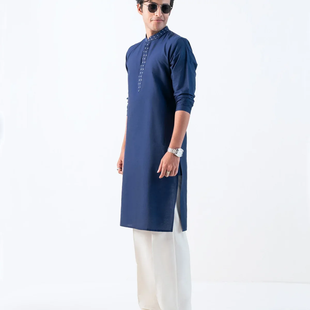 Mens Blue Blended Plain Kurta, photo 2 of 4
