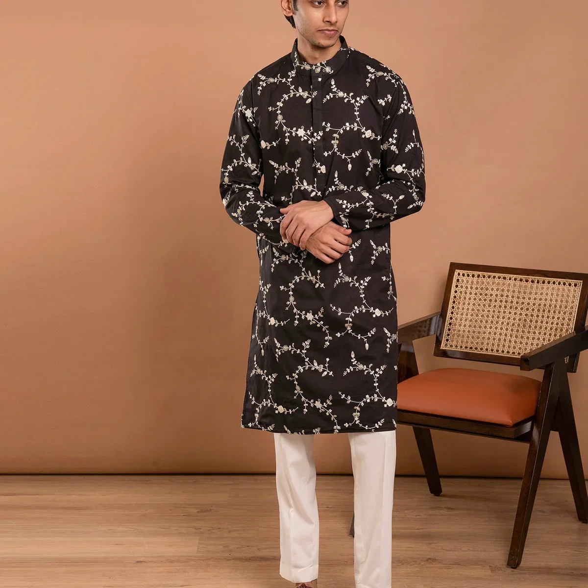 RIHAN BLACK EMBROIDERED KURTA-PANT SET, photo 1 of 4