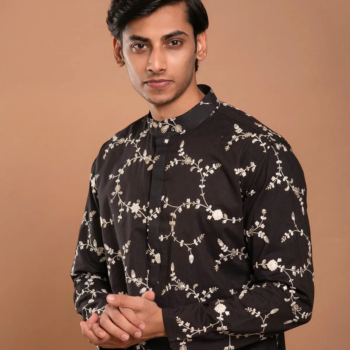 RIHAN BLACK EMBROIDERED KURTA-PANT SET, photo 2 of 4