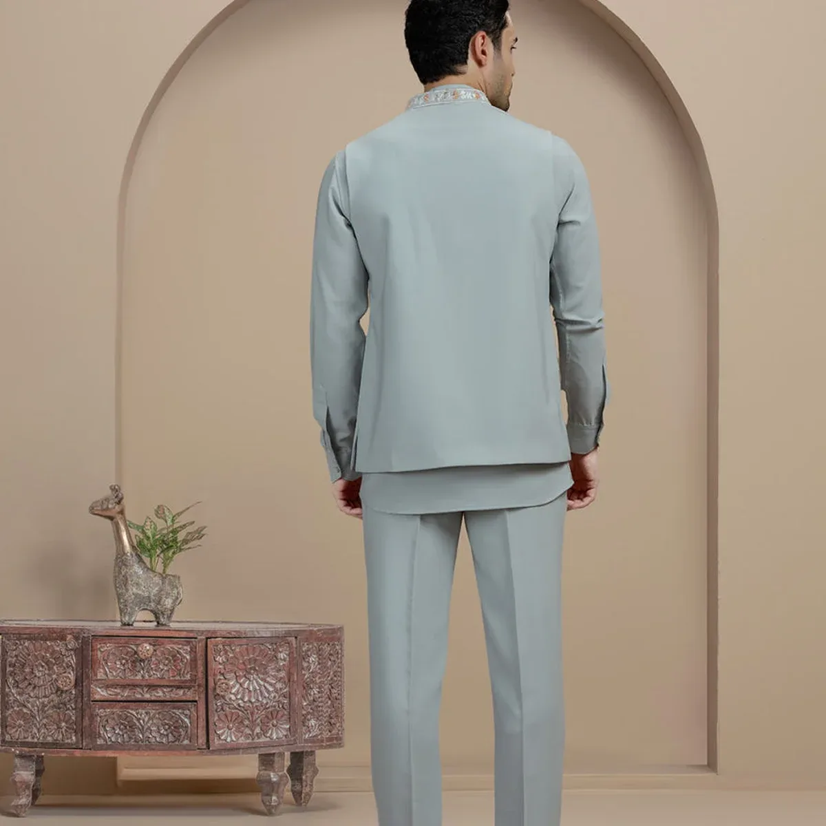 Grey Embroidered Kurta Pajama with Koti | Virasana, photo 3 of 4