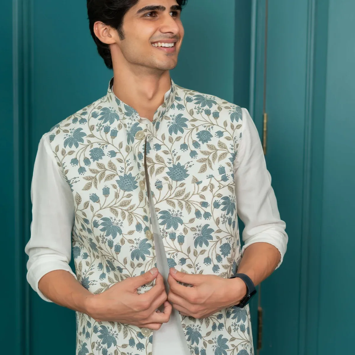 The White Nehru Jacket With All-Over Floral Print, photo 2 of 4