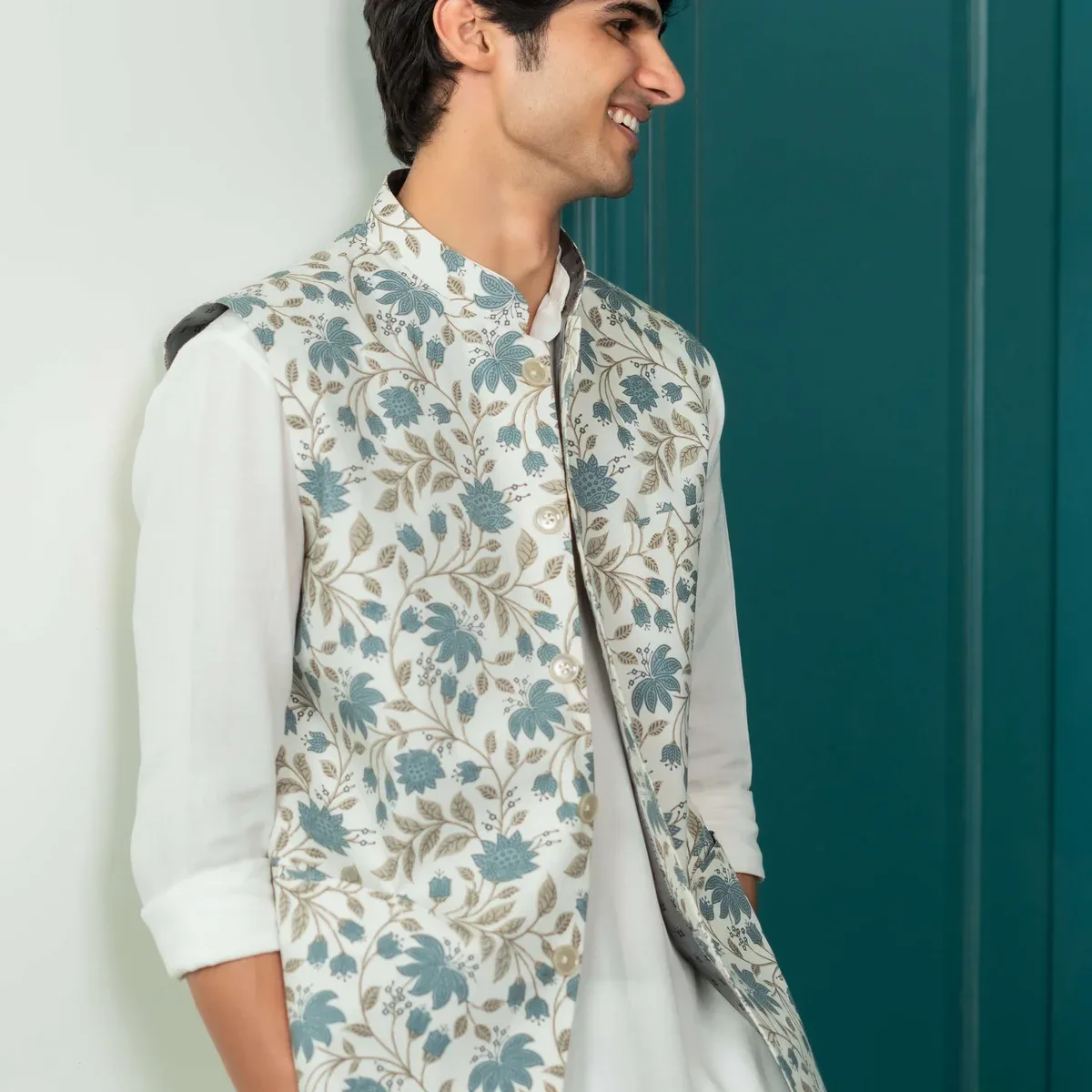 The White Nehru Jacket With All-Over Floral Print, photo 3 of 4