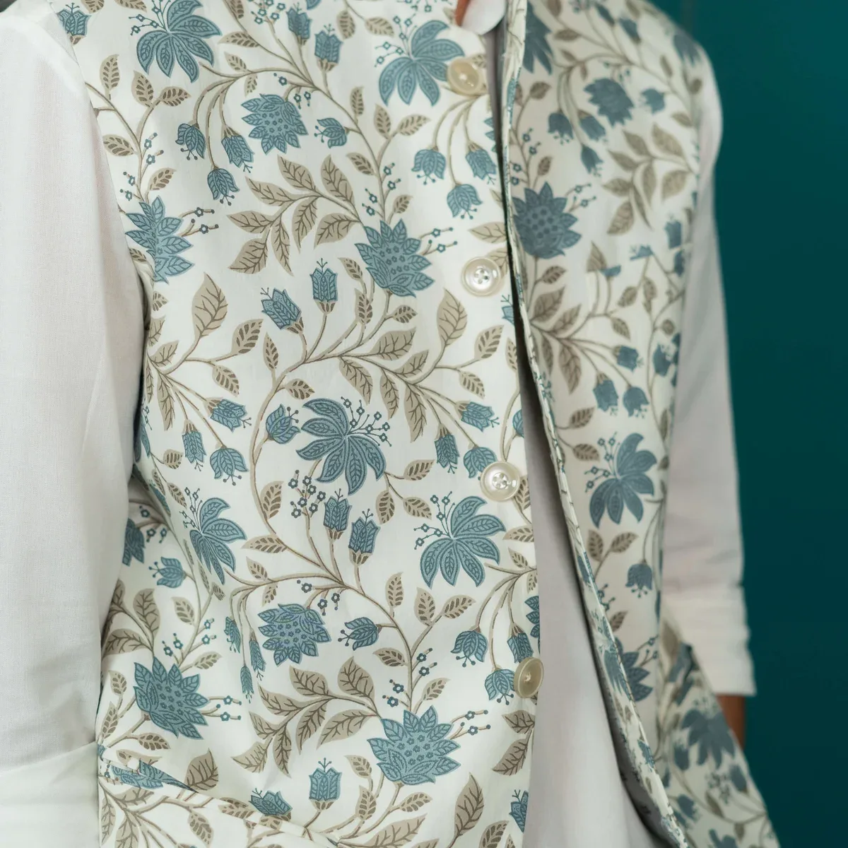 The White Nehru Jacket With All-Over Floral Print, photo 4 of 4