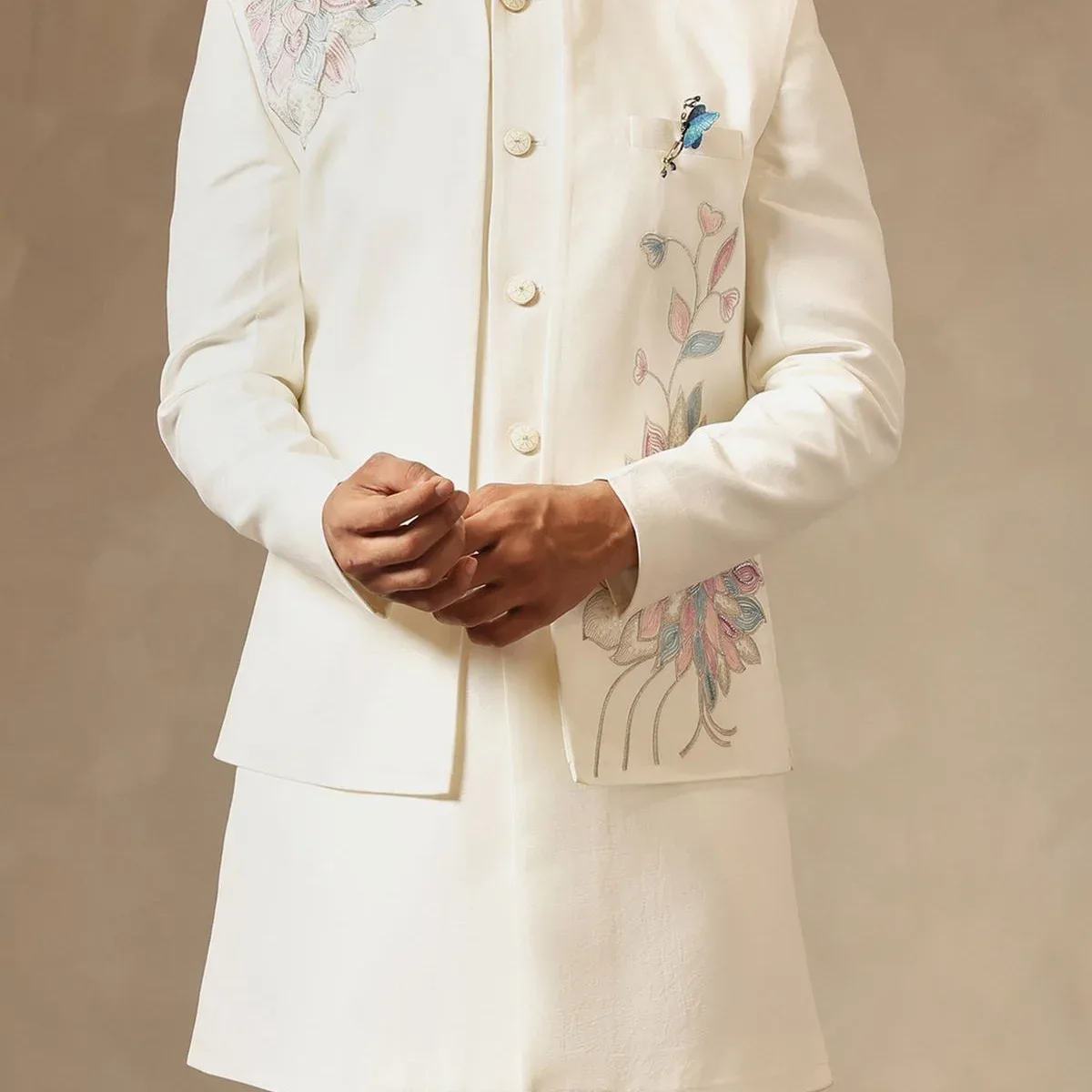 Ivory Floral Embroidered Nehru Jacket Set for Men, photo 2 of 4