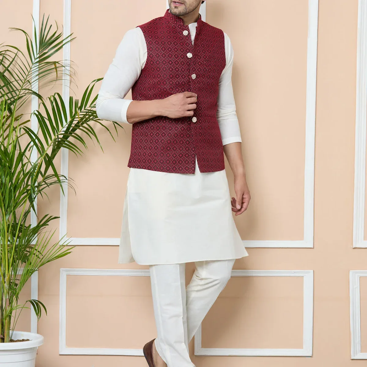 Red Woven Jacquard Nehru Jacket, photo 2 of 4