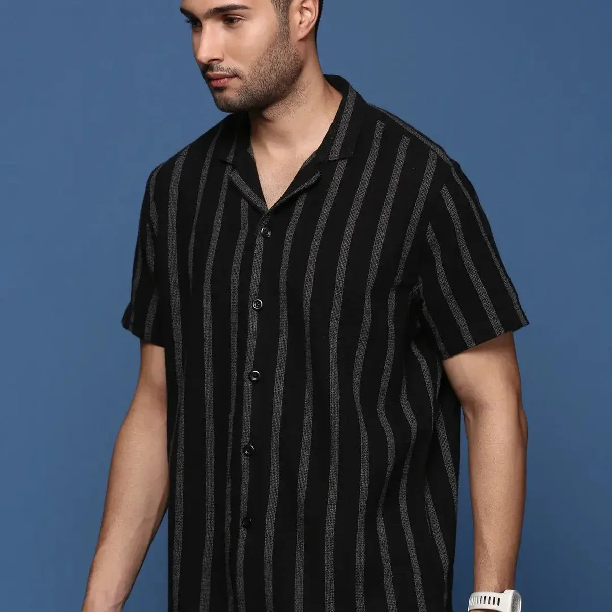 Men's Cuban Collar Striped Black Relaxed Fit Casual Shirt, photo 3 of 4