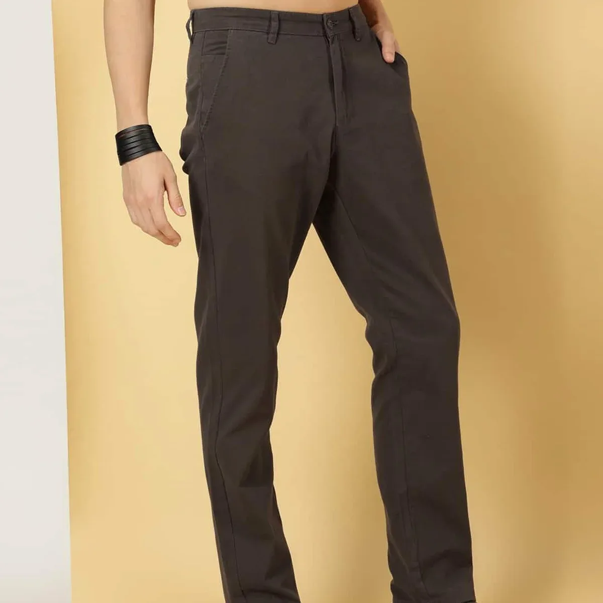 Grey Smart Slim Fit Pure Cotton Mid-Rise Chinos Trouser For Men, photo 2 of 4