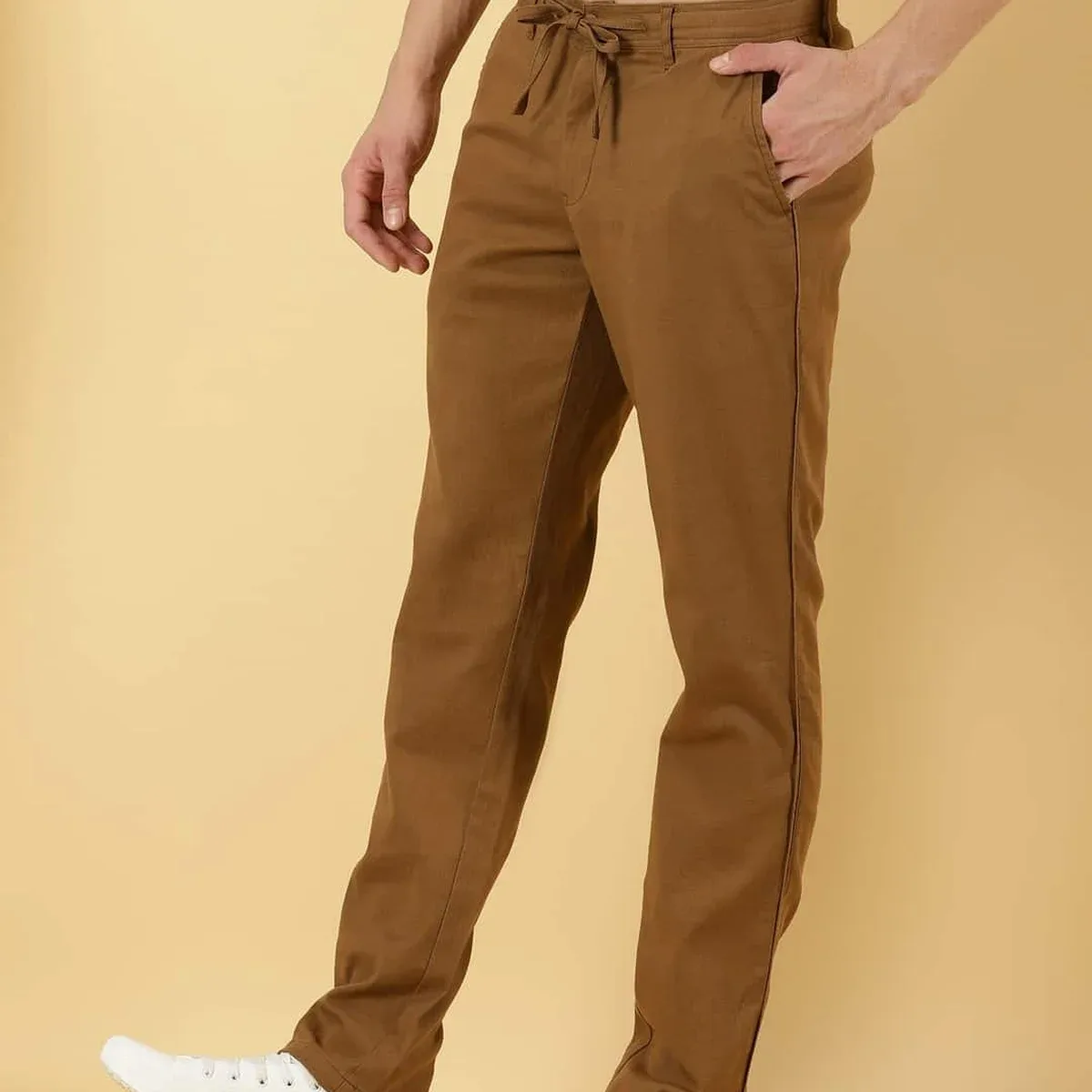 Brown Smart Regular Fit Mid-Rise Cotton Linen Woven Chinos Trouser For Men, photo 1 of 4