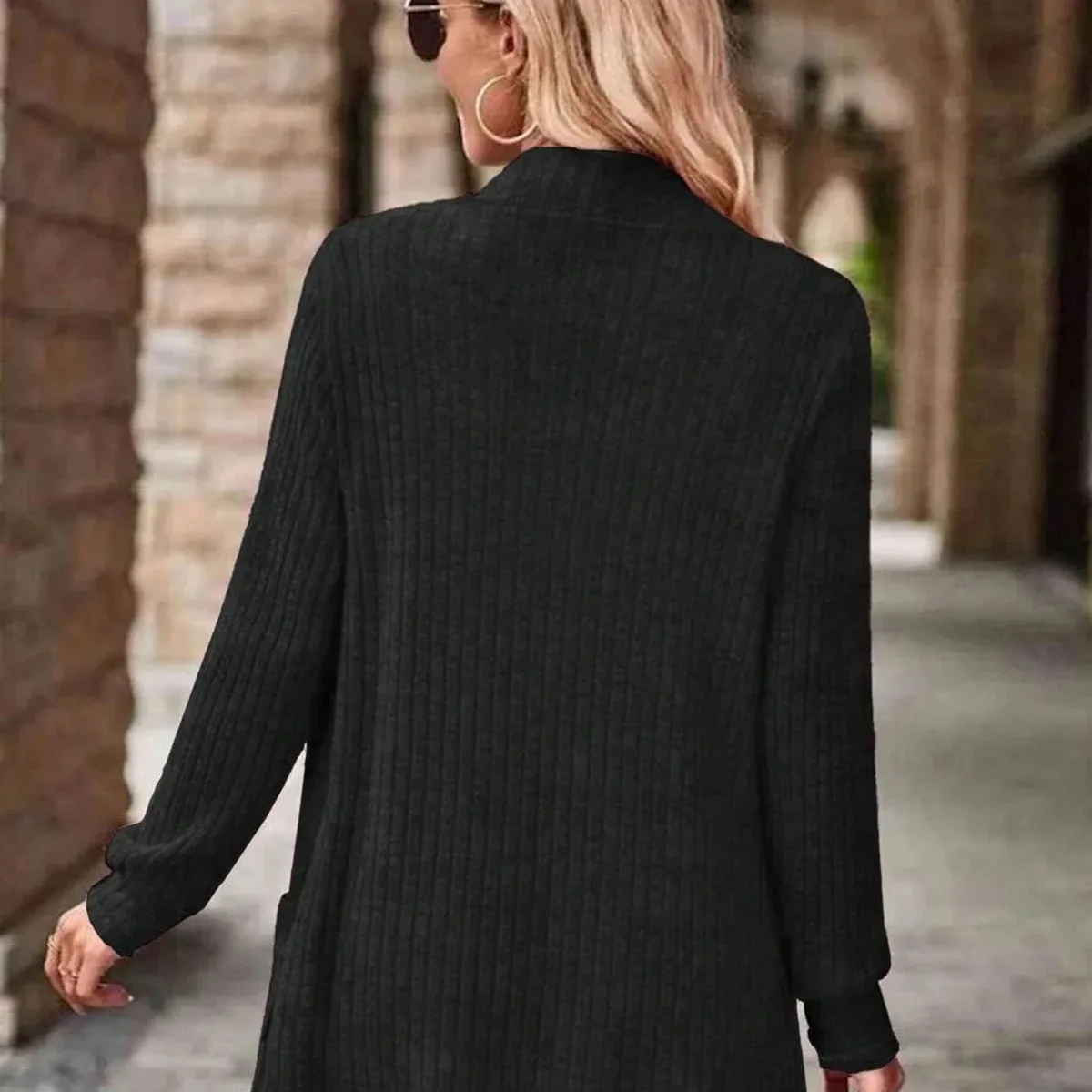 Women's Casual Ribbed Peached Cardigan Shorts With Pockets, photo 2 of 4