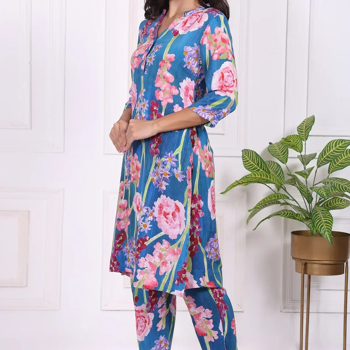 Blue Floral Printed Modal Ankle Length Straight Pants, photo 4 of 4