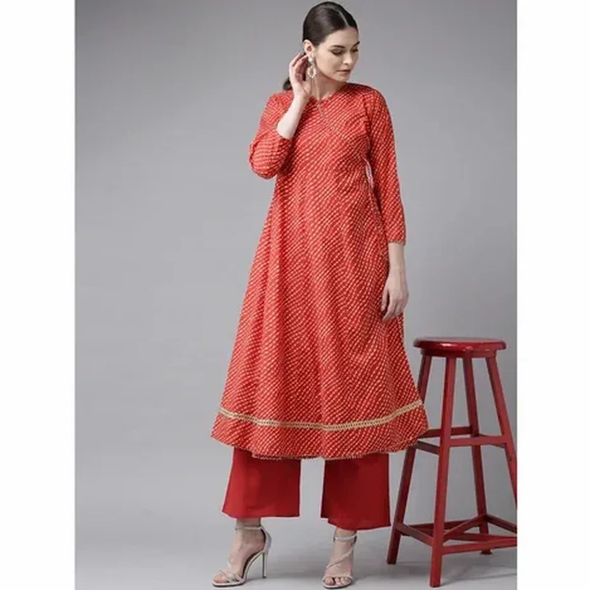 Red Bandhani Printed Angrakha Sequined Straight Kurta, photo 3 of 4