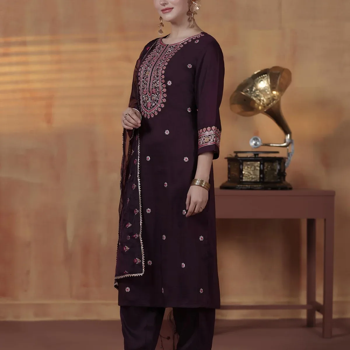 Silk Blend Orchid Embroidered Kurta Comfort Pant Dupatta, photo 3 of 4