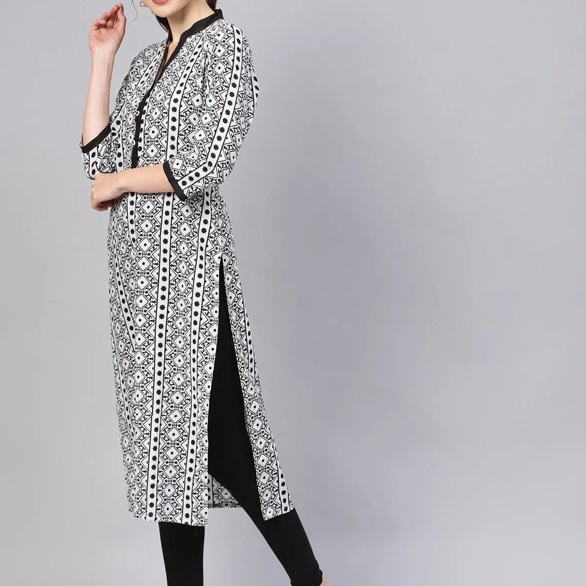 Black Printed straight Kurti, photo 3 of 4
