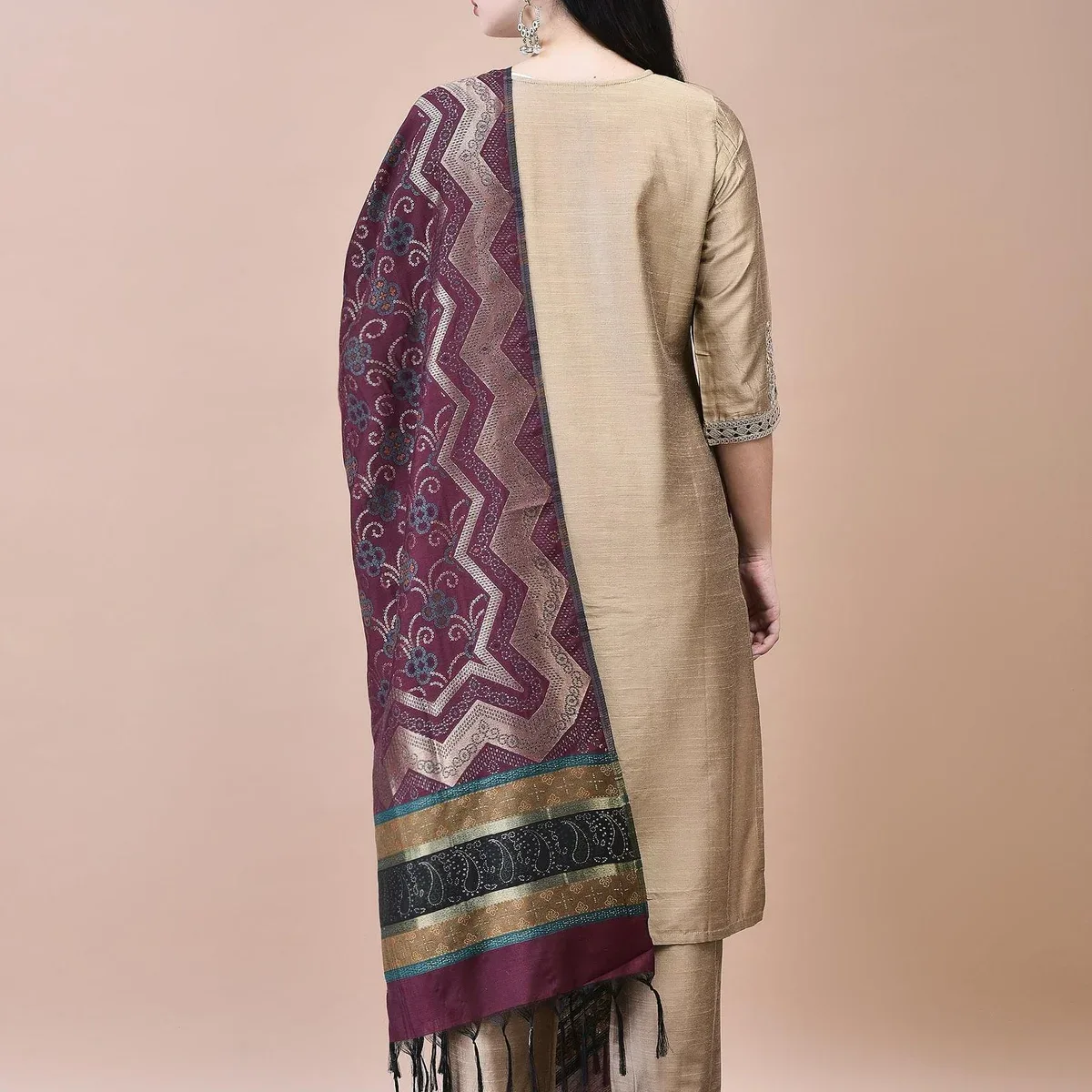 Women Silk Blend Beige Embroidered Kurta Trouser Jacquard Dupatta, photo 2 of 4