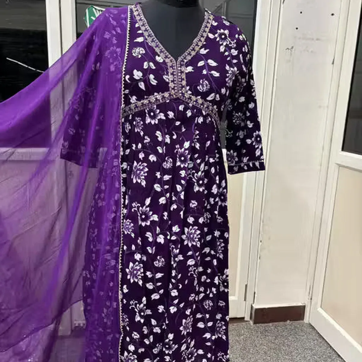 Womens Beautiful Rayon Aliya Cut Embroidered Kurti With Pant and Dupatta Set, photo 2 of 4