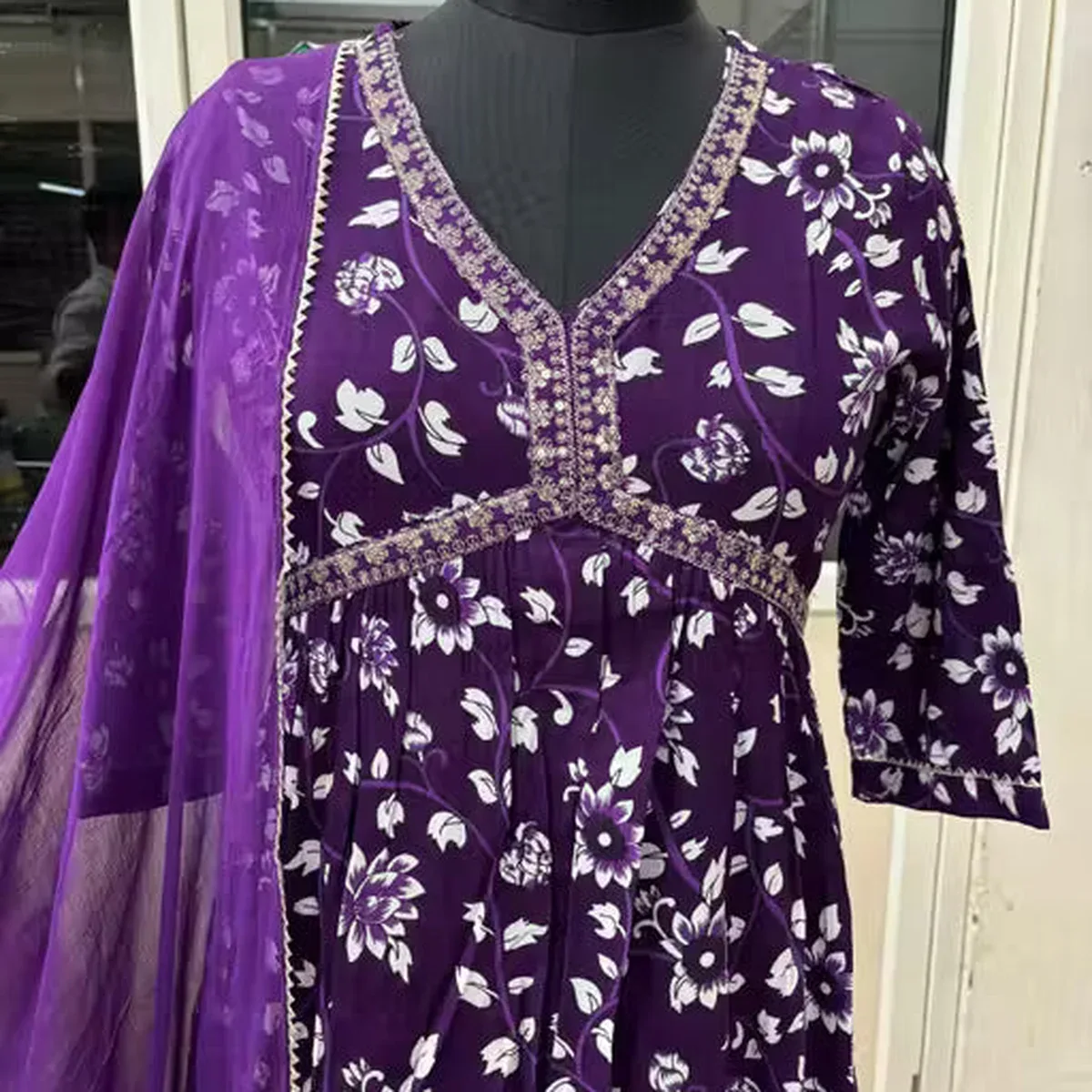 Womens Beautiful Rayon Aliya Cut Embroidered Kurti With Pant and Dupatta Set, photo 4 of 4