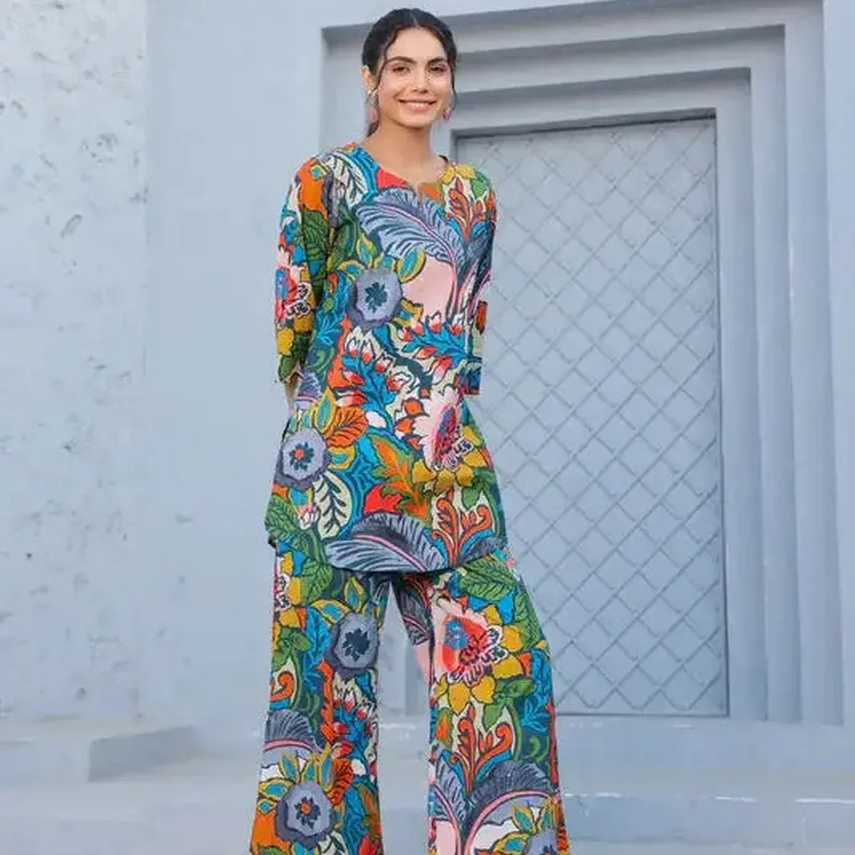Vivid Bloom Ensemble Cotton Loungewear Set, photo 3 of 4