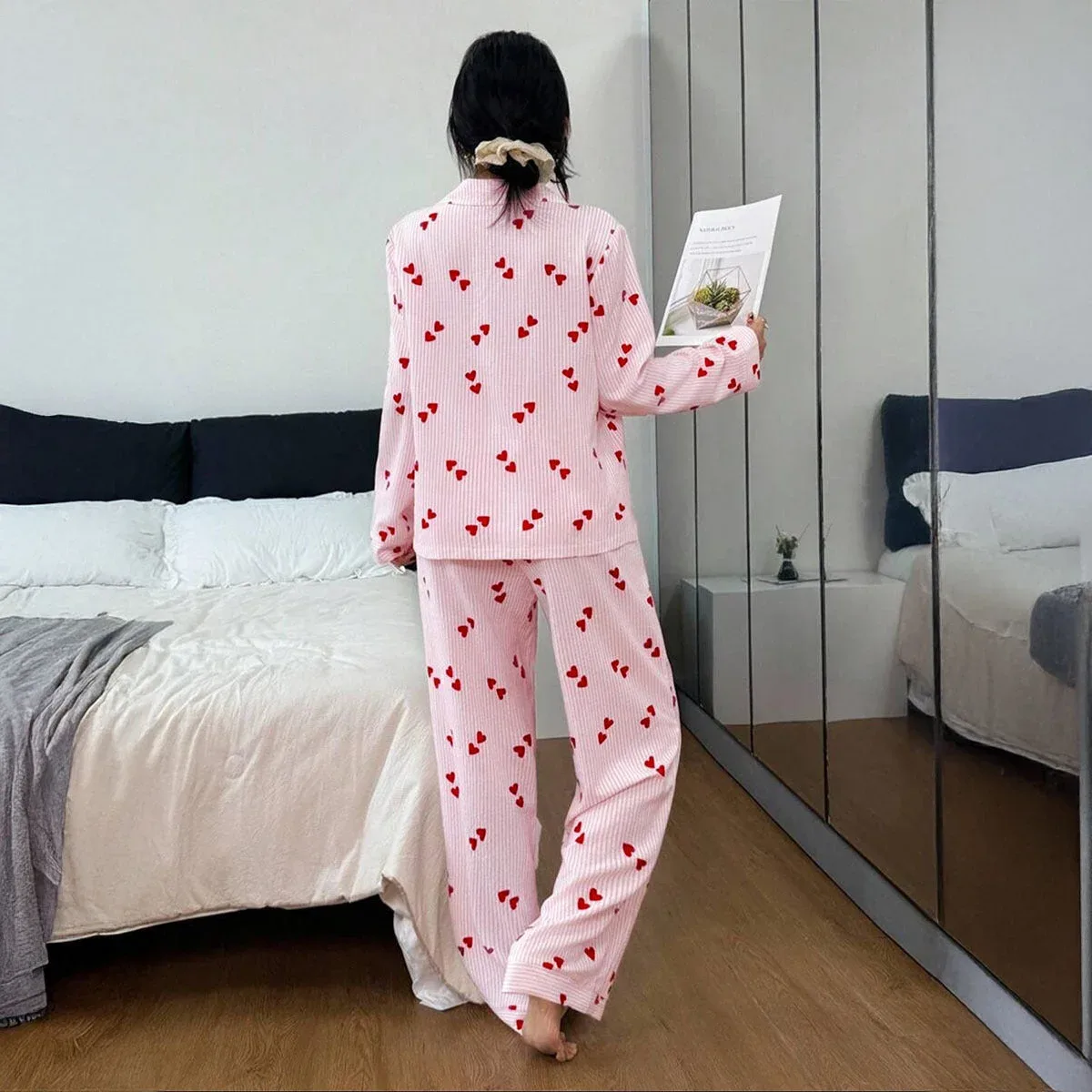 Womens Cozy Printed Loose-fit Long-sleeve Pajama Set With Pants, photo 2 of 4