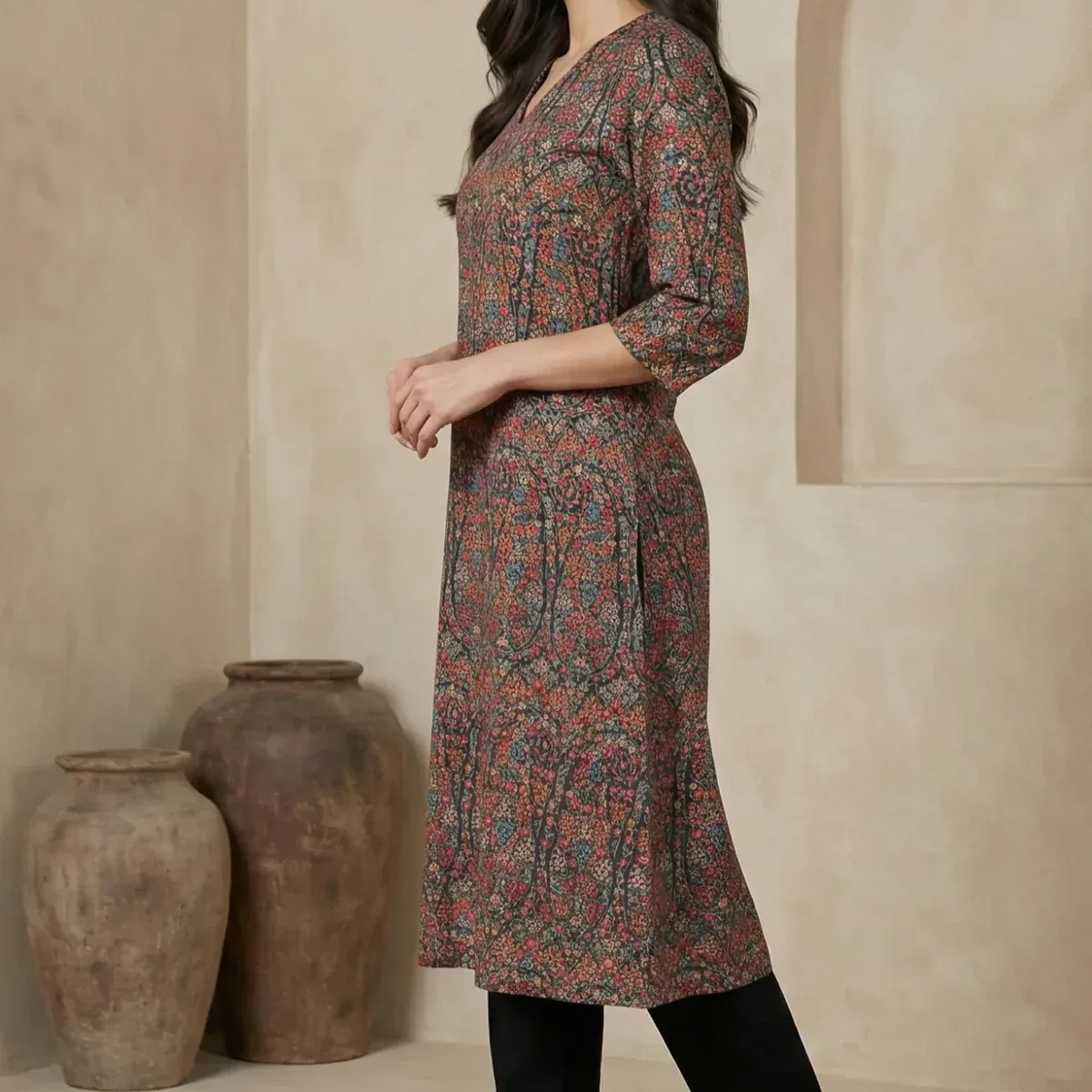 Black Floral Printed A-line Kurta with Pants Set, photo 4 of 4