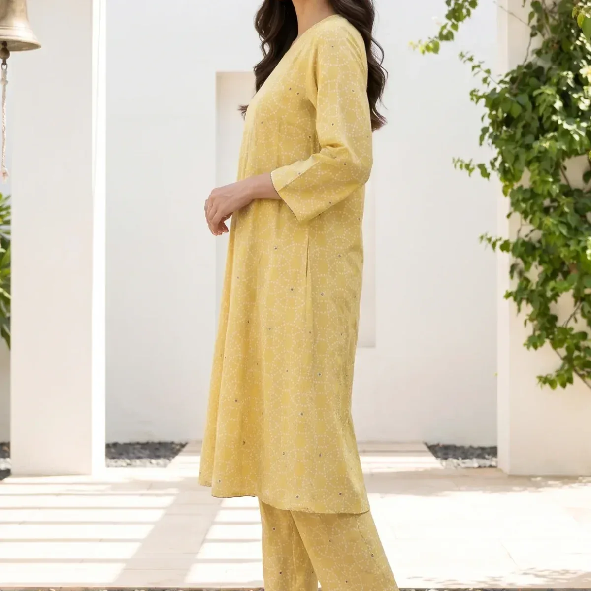 Mustard Geometric Printed Rayon Straight Kurta With Pants and Dupatta Set, photo 4 of 4