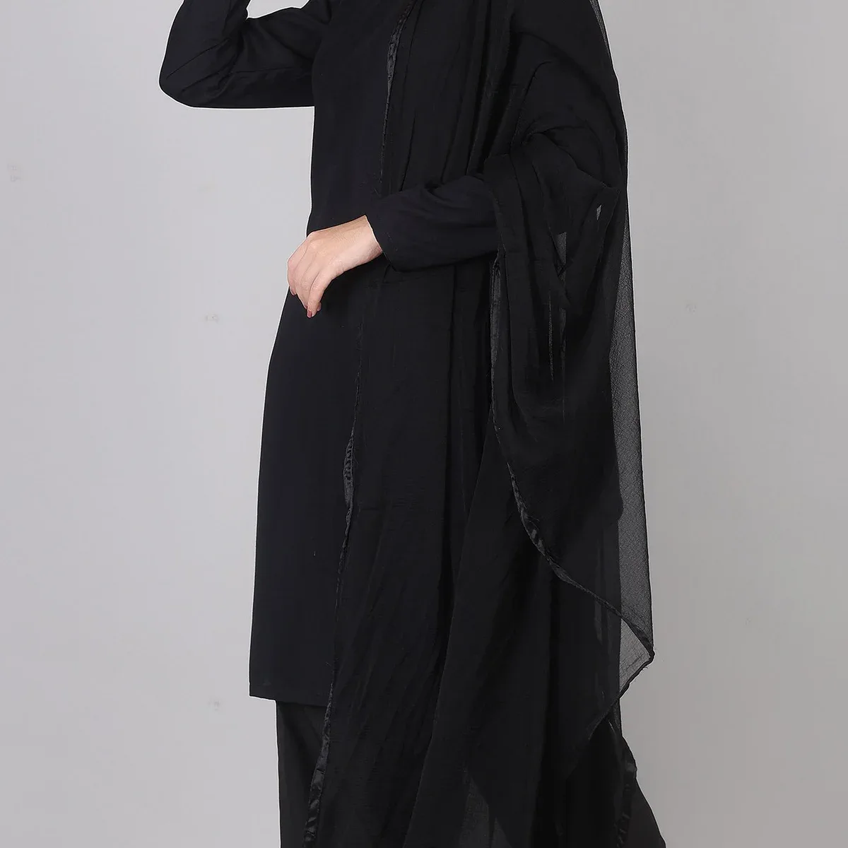 Plain Black Rayon Suit Set with Chiffon Dupatta, photo 1 of 4