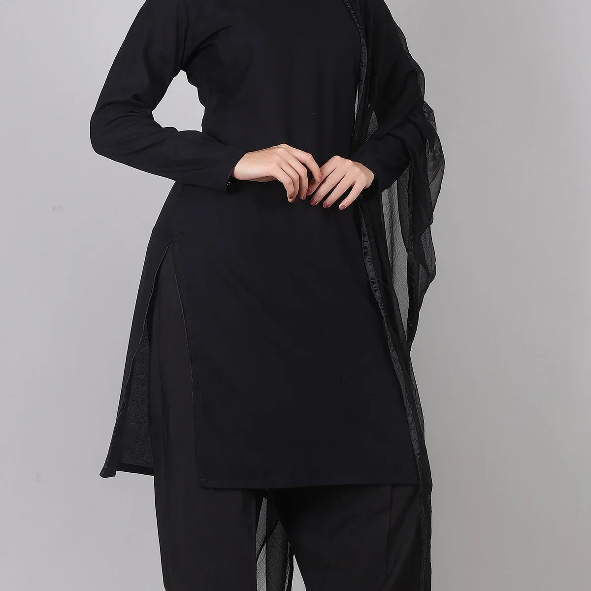 Plain Black Rayon Suit Set with Chiffon Dupatta, photo 2 of 4
