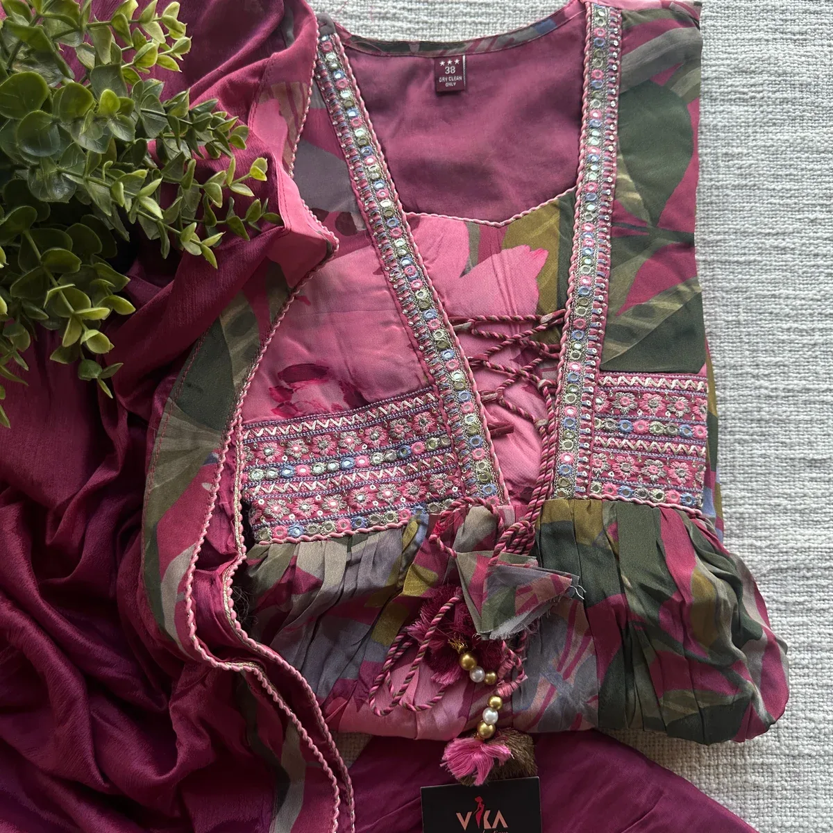Patywear satin crepe Ready suit set, photo 4 of 4